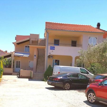 Apartments Jadranica Murter Exterior foto
